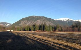 Hidden Acres Farm And Treehouse Resort