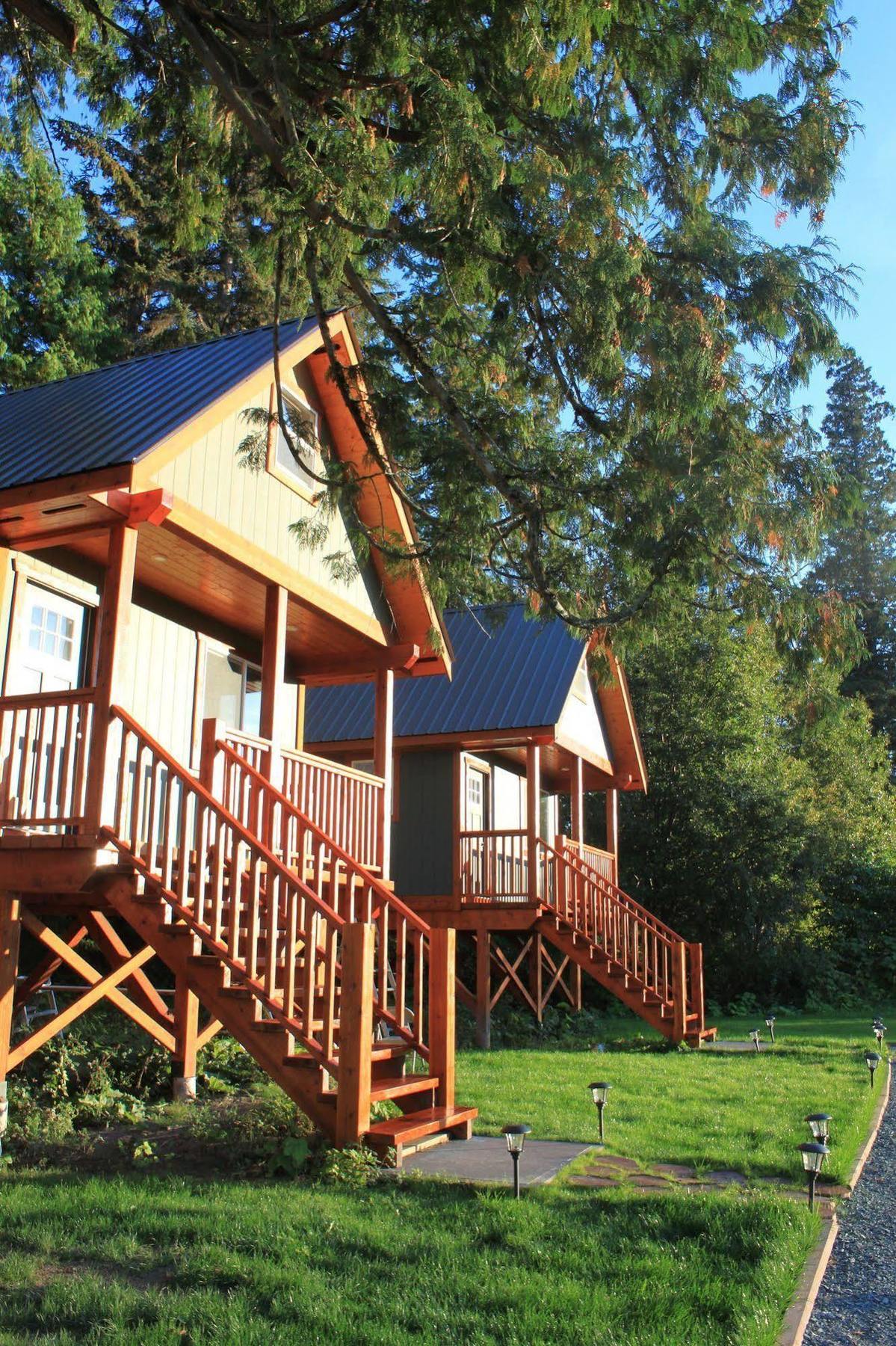 Hidden Acres Farm And Treehouse Resort Terrace Exterior photo